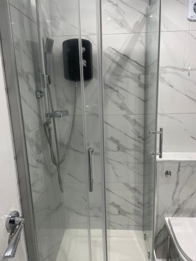 Newly Renovated Studio In Acton London Exteriör bild