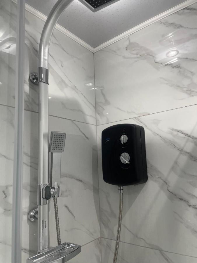 Newly Renovated Studio In Acton London Exteriör bild